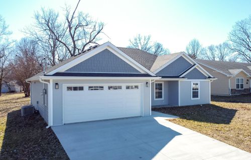 524 W Maple St, MEXICO, MO, 65265-1806 | Card Image