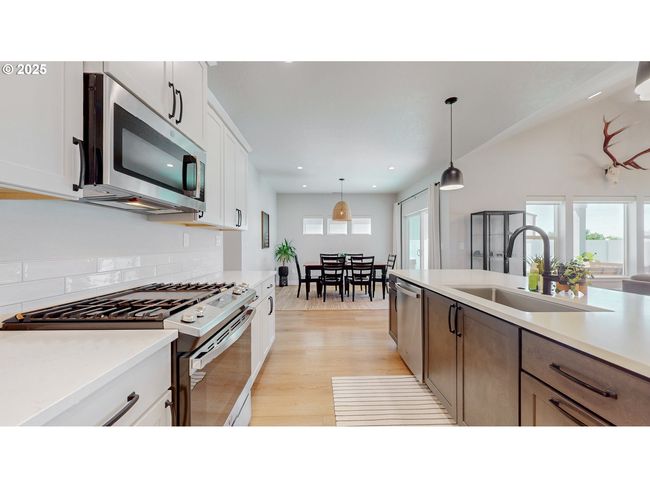 665 Browndell Ln, House other with 3 bedrooms, 3 bathrooms and 2 parking in Stanfield OR | Image 9