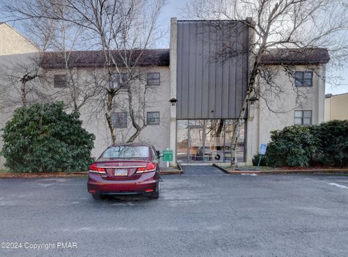apt-307-130 Foxfire Dr, Mount Pocono, PA, 18344-1697 | Card Image
