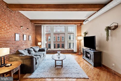 301-122 Chestnut St, PHILADELPHIA, PA, 19106-3055 | Card Image