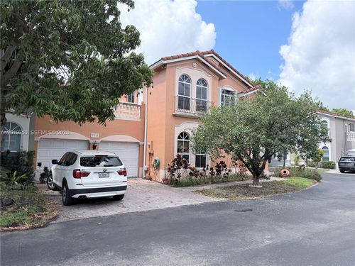 10824 Nw 51st Ln, Doral, FL, 33178-3928 | Card Image