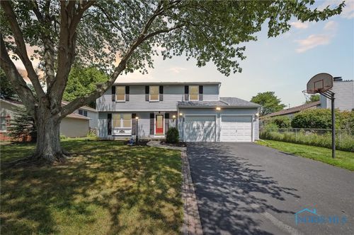 2121 Bromford Rd, Maumee, OH, 43537-1106 | Card Image