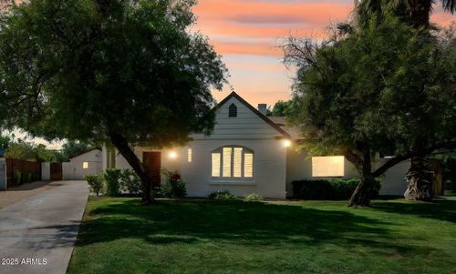 1614 Palmcroft Way Se, Phoenix, AZ, 85007-1744 | Card Image