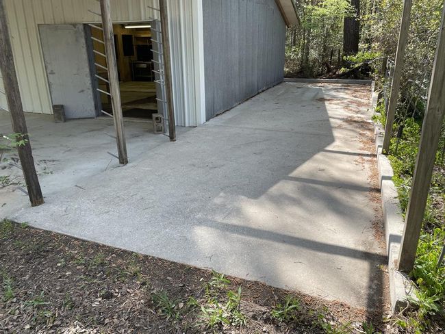 20756 Oakshade Dr, House other with 5 bedrooms, 2 bathrooms and 4 parking in New Caney TX | Image 12