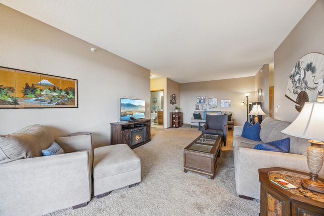 This large open space can be as flexible as you need it to be. | Image 10