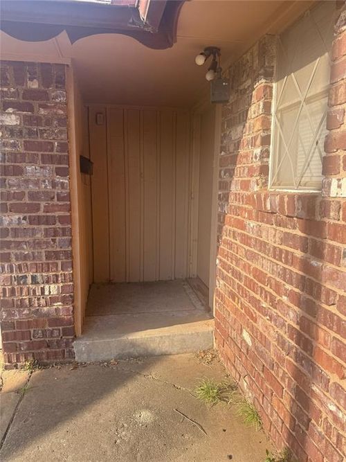 315 Willow Pl, Yukon, OK, 73099-4617 | Card Image