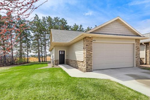 1800 Prairie Place Place, Holmen, WI, 54636 | Card Image