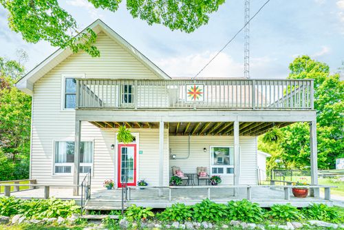 50 N Water St, Coboconk, ON, K0M1K0 | Card Image