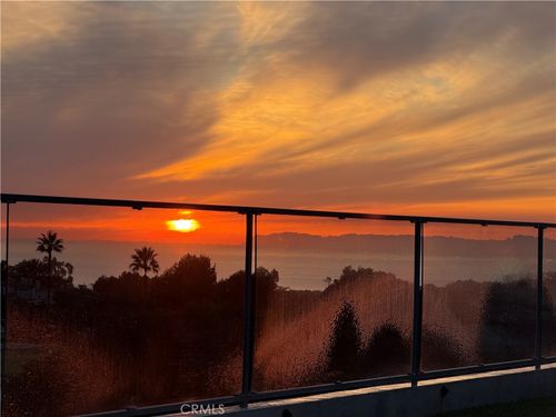 32 Dauphin, Dana Point, CA, 92629-4107 | Card Image