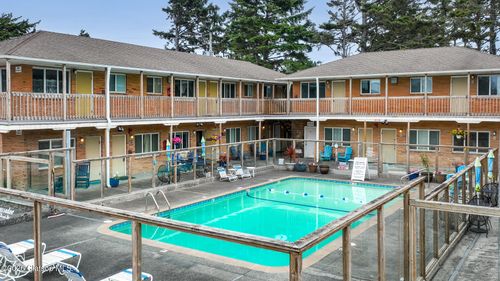 2233 Beach Drive, Seaside, OR, 97138 | Card Image