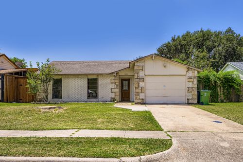 5220 Gibson Dr, The Colony, TX, 75056-4509 | Card Image