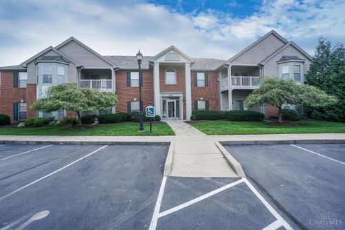 7990 Pinnacle Point Dr, West Chester, OH, 45069 | Card Image