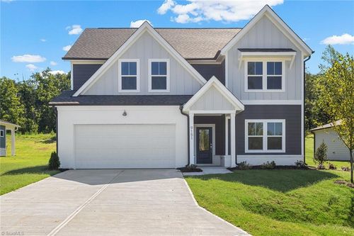 9151 Stoney River Ln, Kernersville, NC, 27284-6741 | Card Image