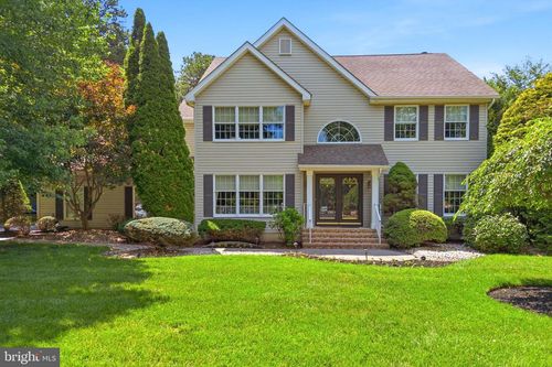 18 Dante Rd, MONROE TOWNSHIP, NJ, 08831-4001 | Card Image
