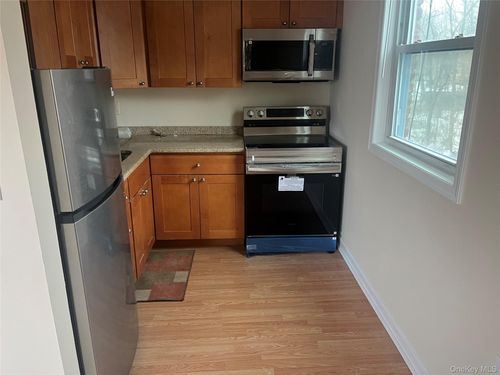 apt-4-27 N Route 303, Congers, NY, 10920-1782 | Card Image