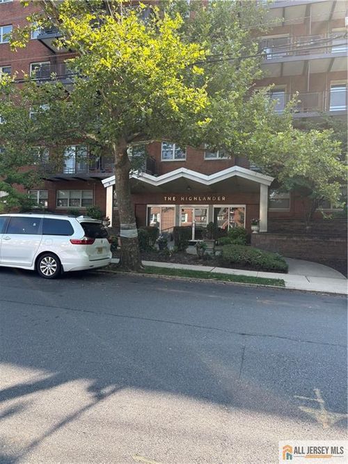 apt-3f-123 Adelaide Ave, Highland Park, NJ, 08904-1618 | Card Image