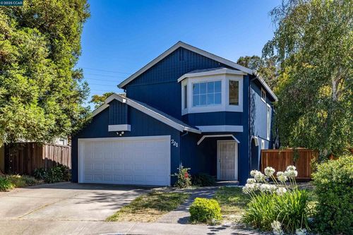 721 New Bedford Ct, Vallejo, CA, 94591-7807 | Card Image