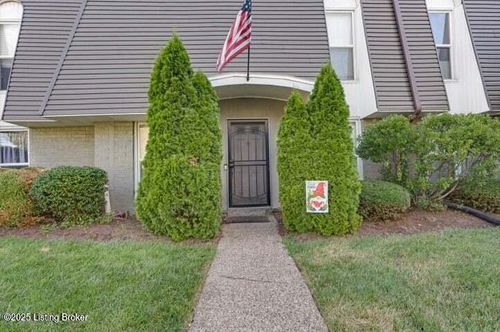 602 La Fontenay Ct, Louisville, KY, 40223-3006 | Card Image