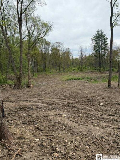 4371 Lawson Rd, Jamestown, NY, 14701-9455 | Card Image