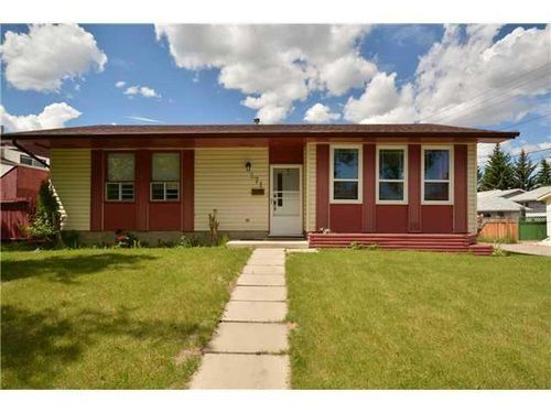 371 Whiteview Rd Ne, Calgary, AB, T1Y1P7 | Card Image