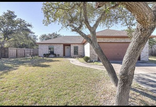829 Redwood Ave, Rockport, TX, 78382-5934 | Card Image