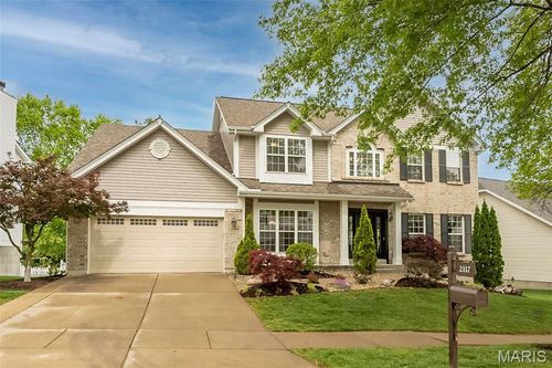 2117 Avalon View Dr, Fenton, MO, 63026-2693 | Card Image