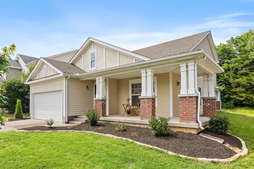 2201 Erin Ln, Mount Juliet, TN, 37122-8529 | Card Image