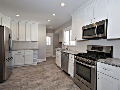1306 Henry Ave, Mamaroneck, NY, 10543-3036 | Card Image
