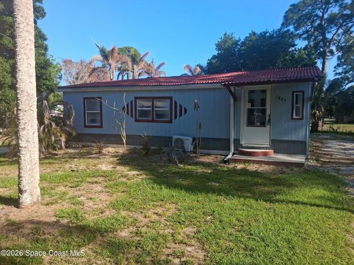 1825 Orris Ave, MERRITT ISLAND, FL, 32952-2874 | Card Image