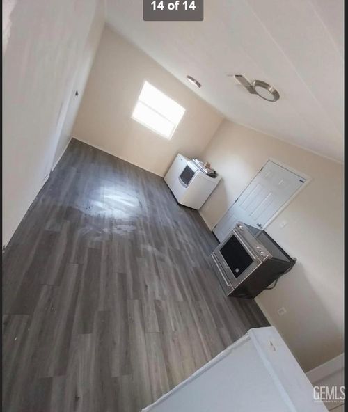 216 Pico St, Taft, CA, 93268-4018 | Card Image