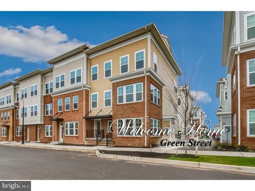 33 Green St, North Brunswick, NJ, 08902-5029 | Card Image