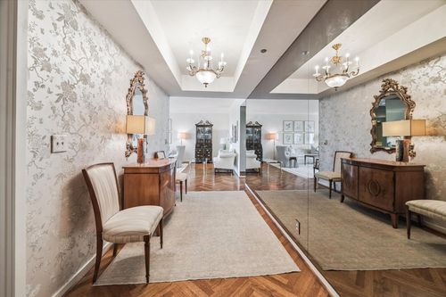 2402-121 N Post Oak Lane, Houston, TX, 77024 | Card Image