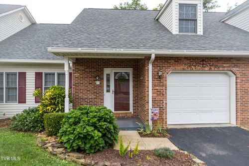 11-11 Cherokee Ridge Ct, Johnson City, TN, 37604-3767 | Card Image