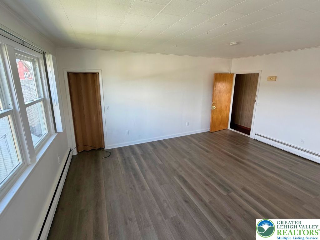 Residential Lease in Slatington Boro 5