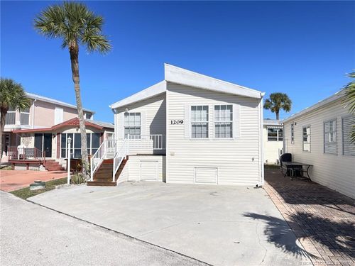 1209 Nettles Blvd, Jensen Beach, FL, 34957-3395 | Card Image