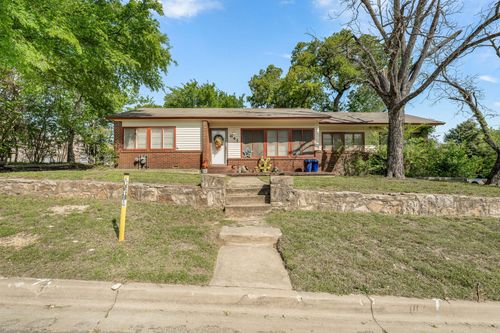 641 W College St, Stephenville, TX, 76401-4813 | Card Image