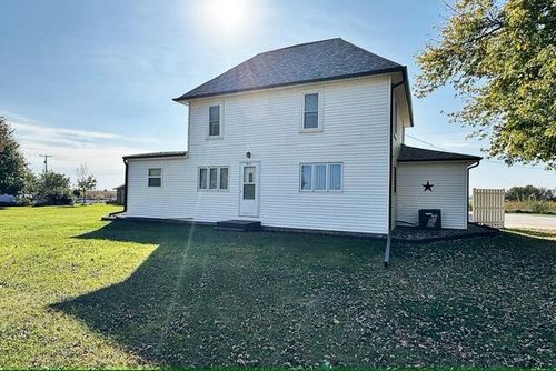 311 E Front St, Clare, IA, 50524-7614 | Card Image