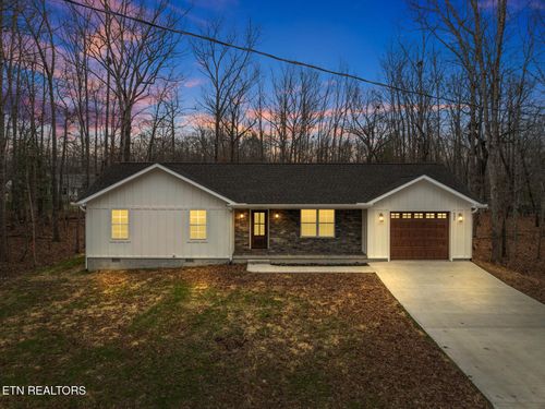 6226 Osage Rd, Crossville, TN, 38572-6664 | Card Image