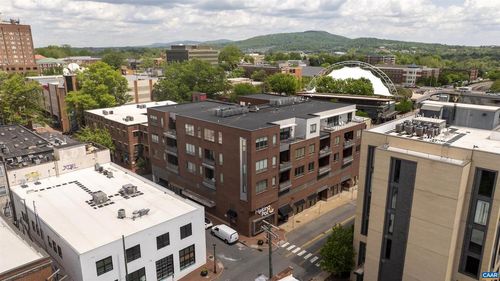 apt-5a-112 5th St Se, CHARLOTTESVILLE, VA, 22902-5491 | Card Image