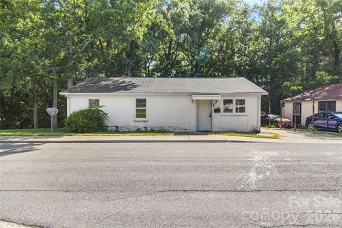 411 S Jacob St, Cherryville, NC, 28021-3329 | Card Image