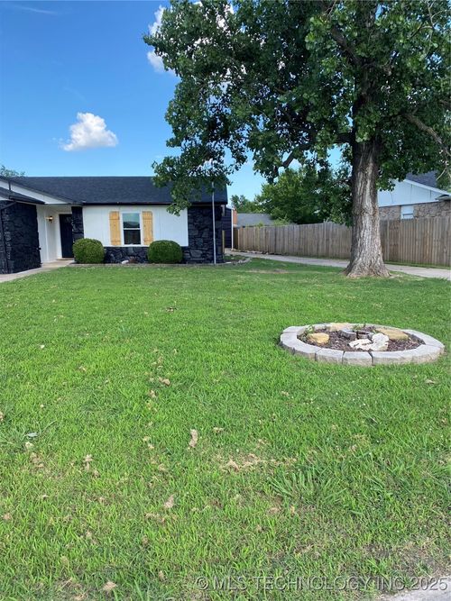 3111 S 210 Eastavenue, Broken Arrow, OK, 74014 | Card Image