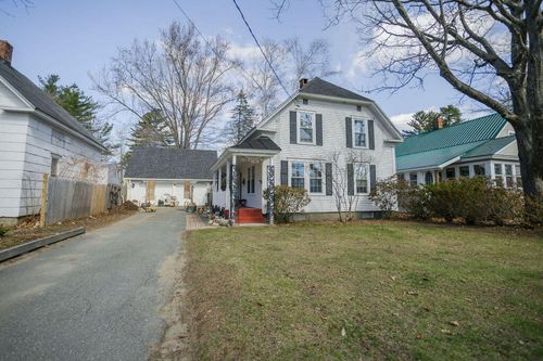 140 Maple Avenue, Farmington, ME, 04938 | Card Image