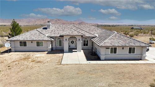 30788 Buenos Aires Rd, Lucerne Valley, CA, 92356 | Card Image