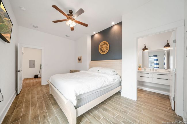 247 Princeton Ave, House other with 3 bedrooms, 3 bathrooms and null parking in San Antonio TX | Image 15