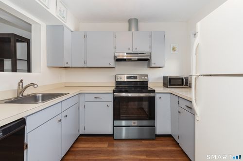 116e-9 Highpoint Ct, Woodbury, CT, 06798-3228 | Card Image