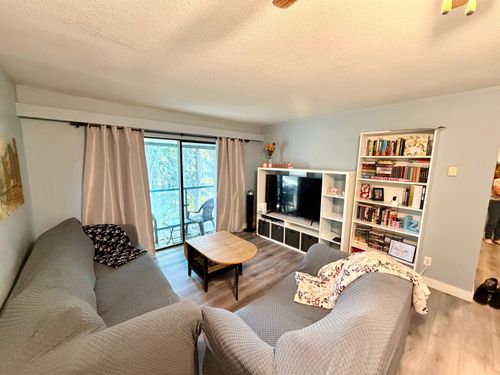 302-33598 George Ferguson Way, Abbotsford, BC, V2S2L8 | Card Image