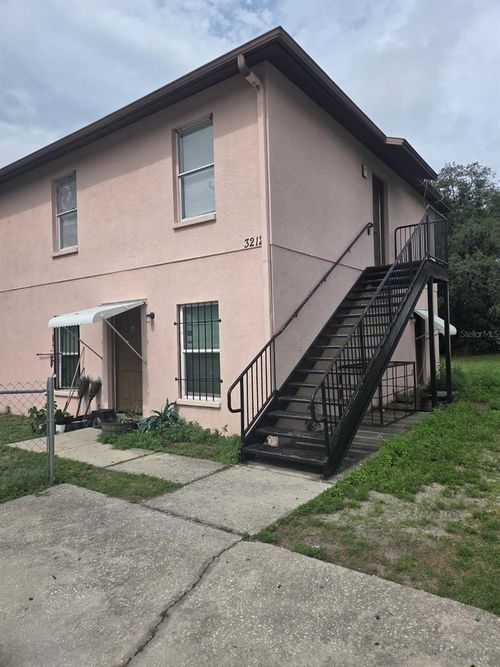 b-3212 N 50th St, TAMPA, FL, 33619-2324 | Card Image