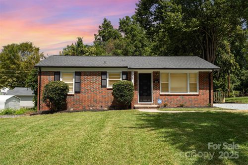 3634 Carlyle Dr, Charlotte, NC, 28208-4610 | Card Image