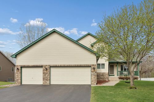 22016 Elston Ave, Forest Lake, MN, 55025-5505 | Card Image