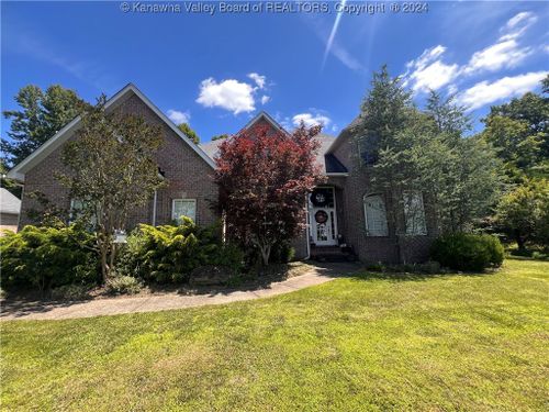 8009 Southridge Way, Hurricane, WV, 25526 | Card Image